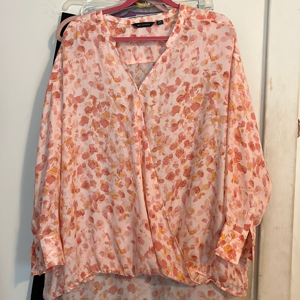 H by Halston beautiful pink floral blouse. Size 20.